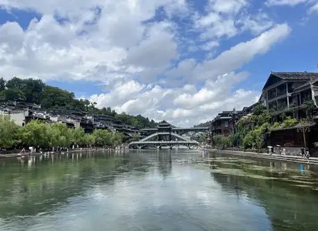 凤凰古城